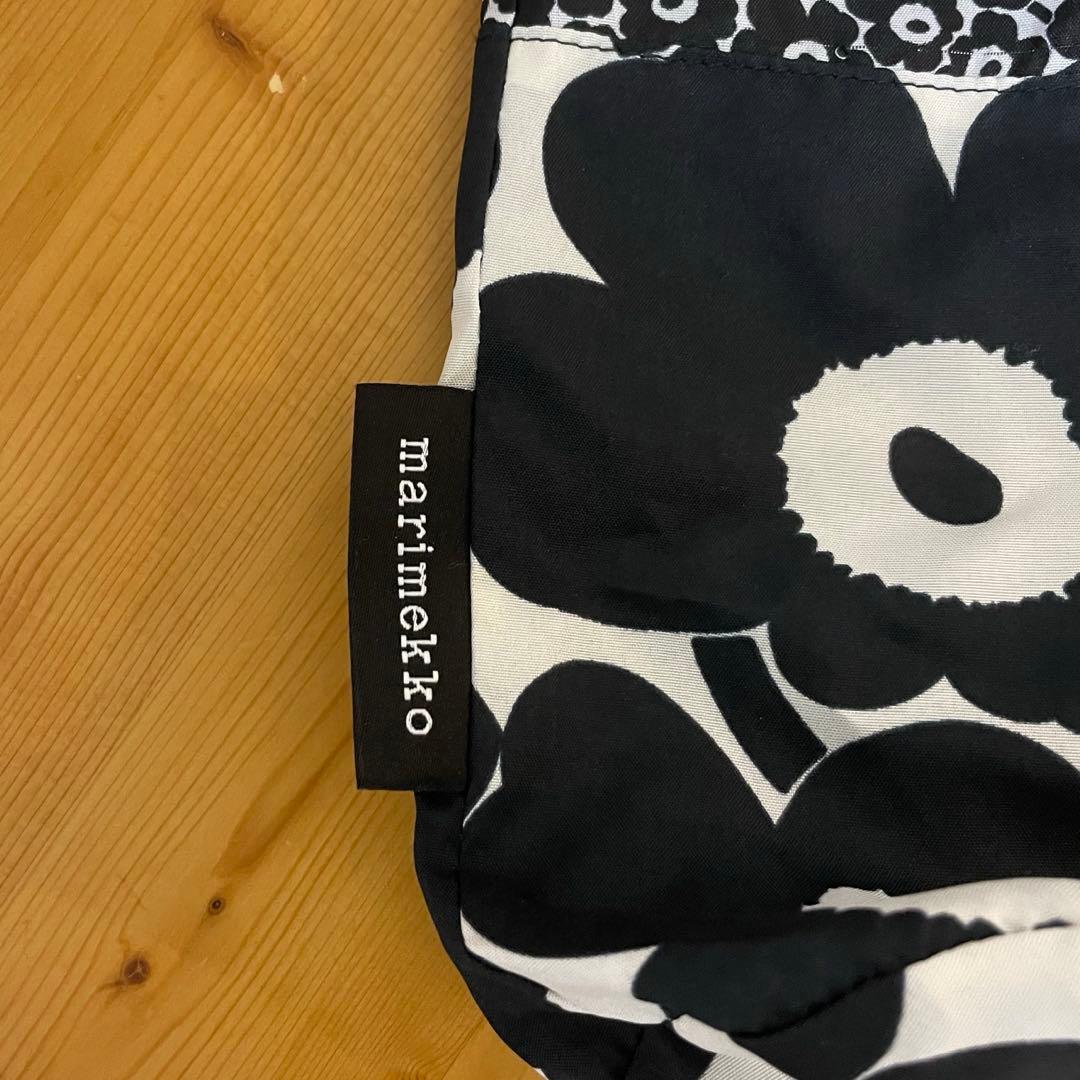 マリメッコ　スマートボトルバッグ