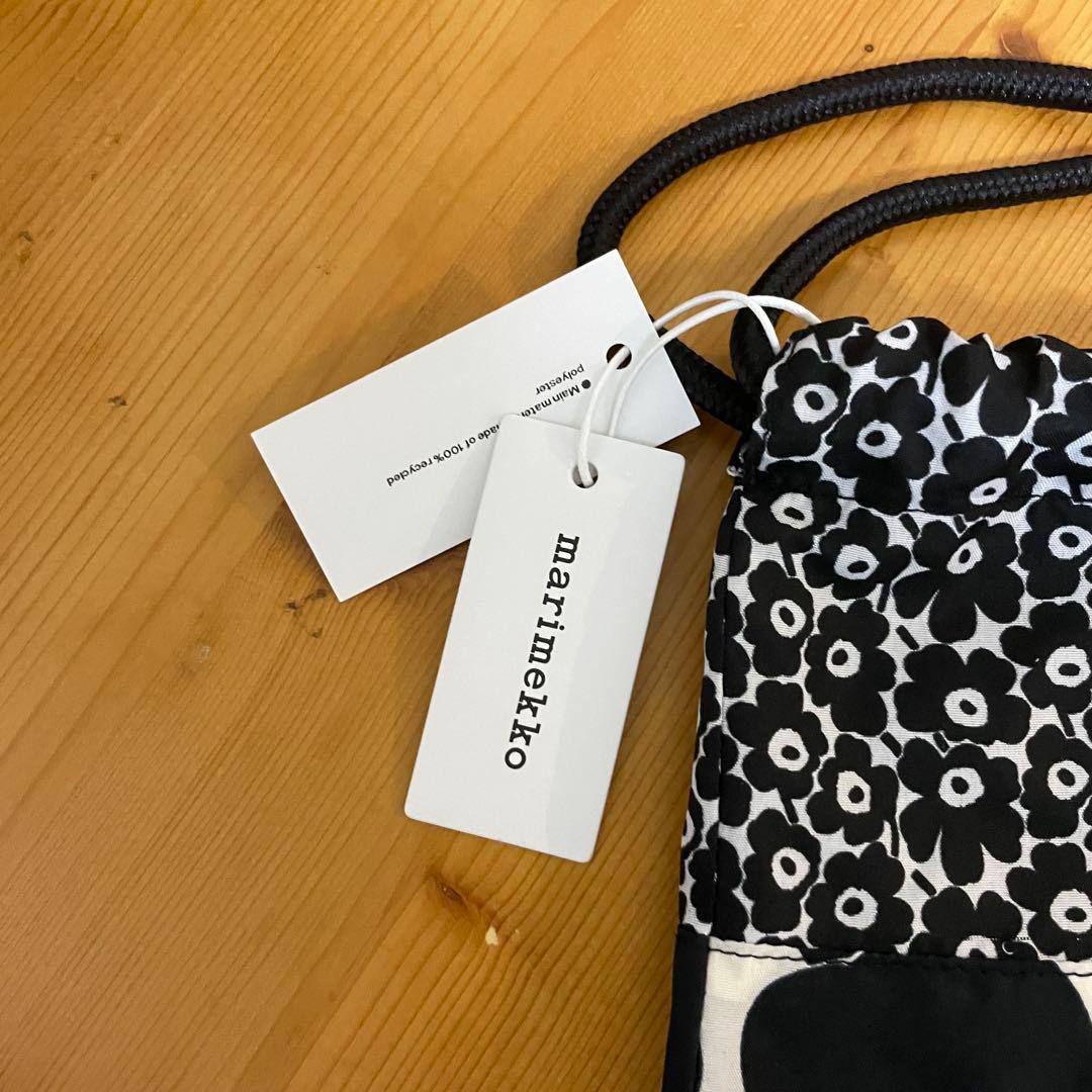 マリメッコ　スマートボトルバッグ