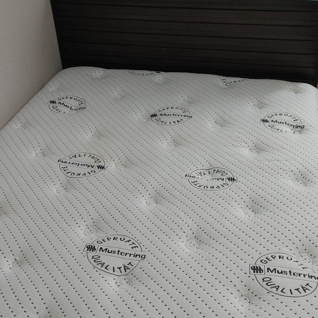 最終価格です❣️高級セミダブルベット　ムスタリング社製（最上級マットレス）