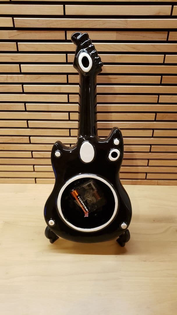 ギター型　掛け時計　黒