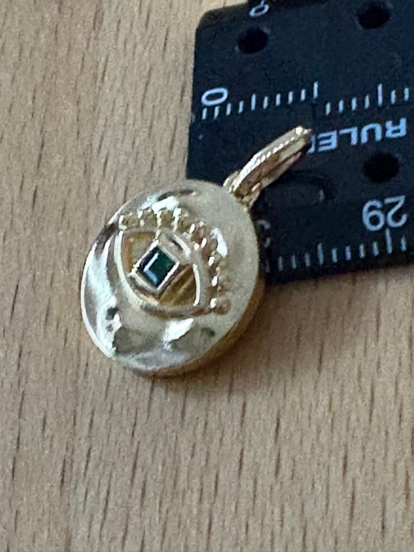 SV925 エメラルド　ホルスの目　ラウンドペンダント