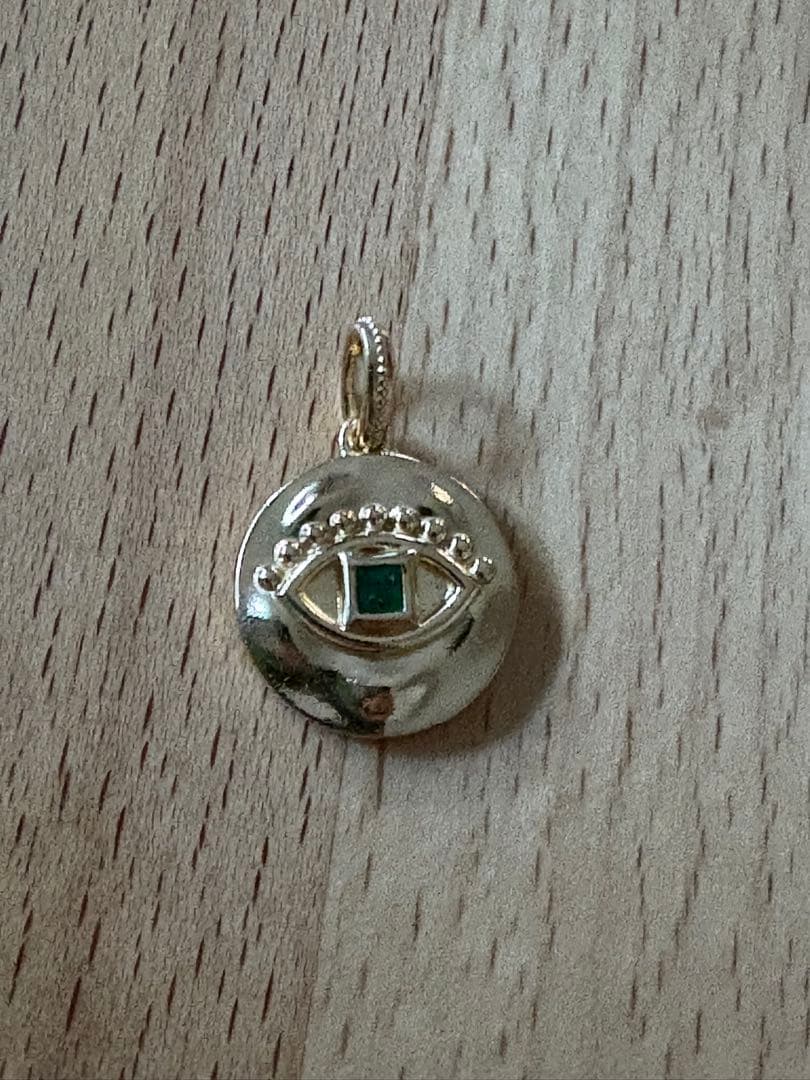 SV925 エメラルド　ホルスの目　ラウンドペンダント