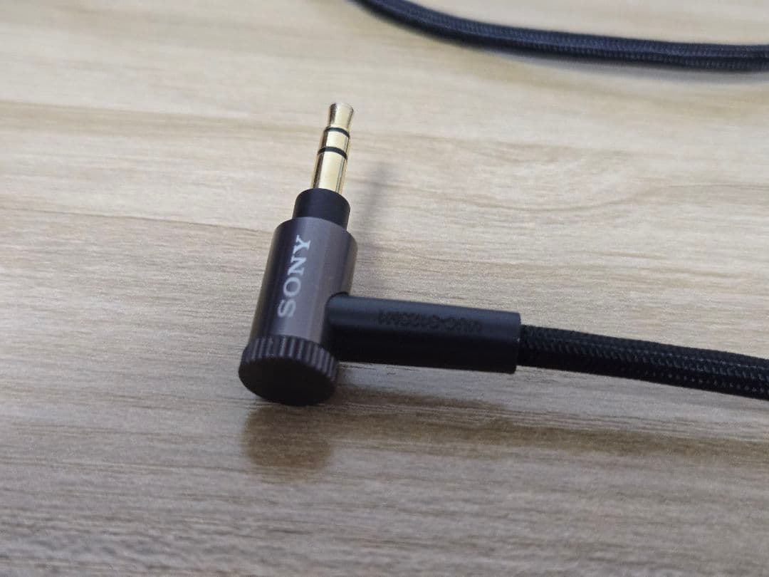 タ*君様 SONY MDR-100A リケーブル2本 イヤーパッド交換済み