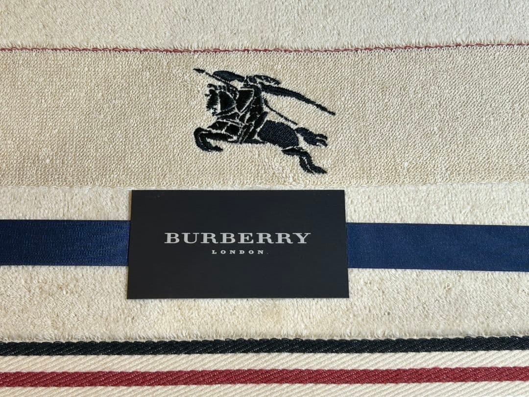 新品未使用✨バーバリー　タオルケット　西川産業　140×190cm