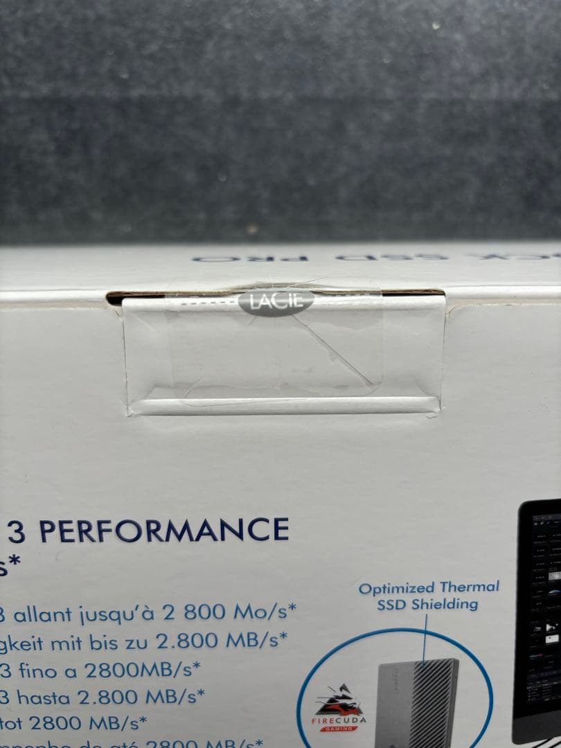 新品未開封 LaCie ラシー STHW4000800 外付けSSD 4TB