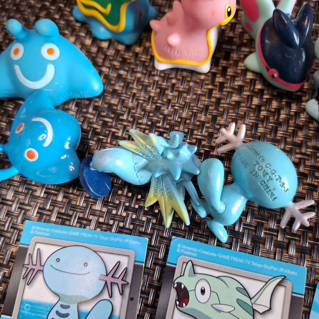 ポケモン モンコレ　フィギュア他　指人形　合計14個キーホルダー　おまけ付シール