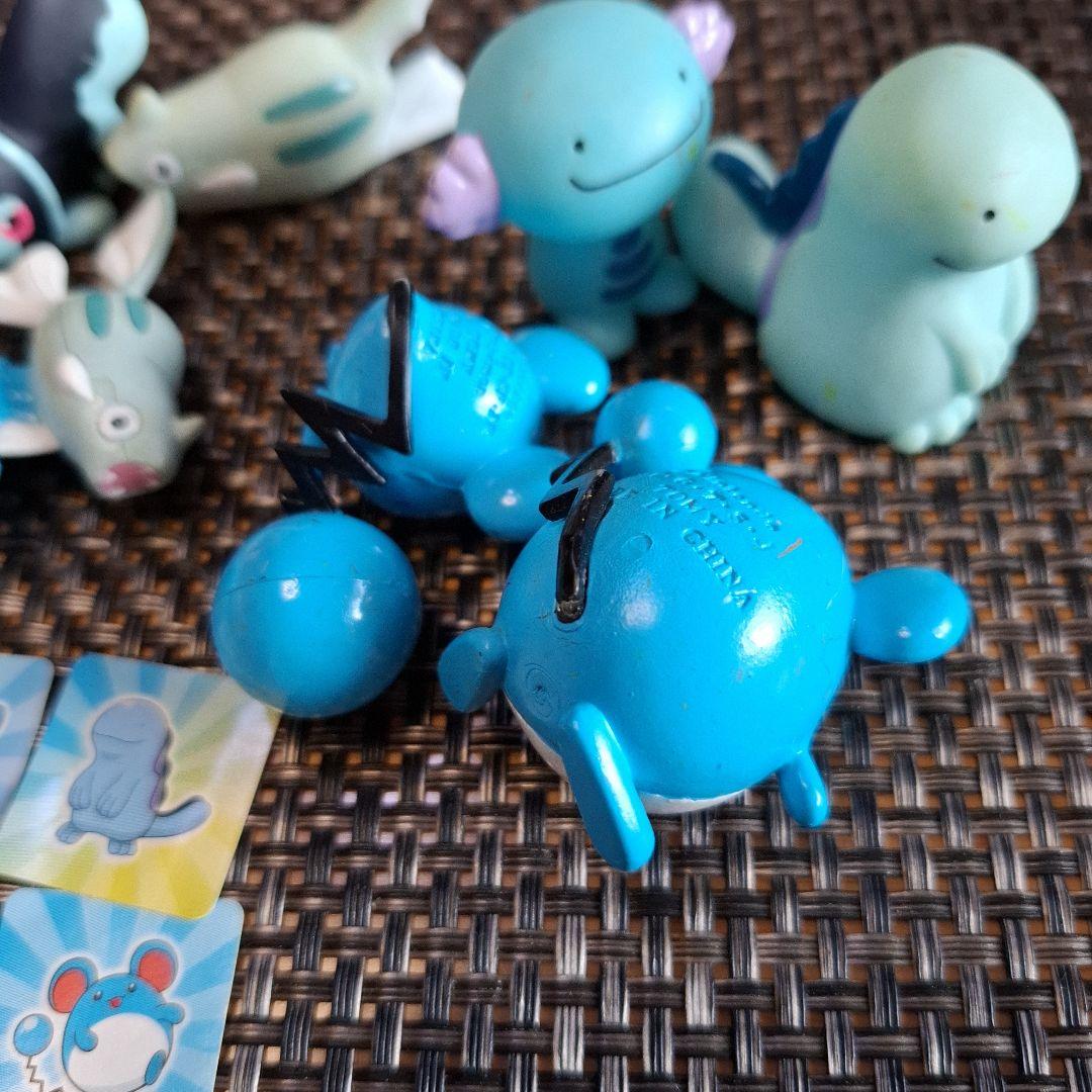 ポケモン モンコレ　フィギュア他　指人形　合計14個キーホルダー　おまけ付シール