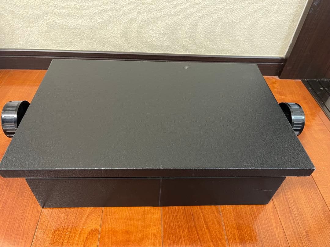 ピアノ 補助台 イトマサ S-33 足台ブラック 両ハンドルネジ式 昇降タイプ