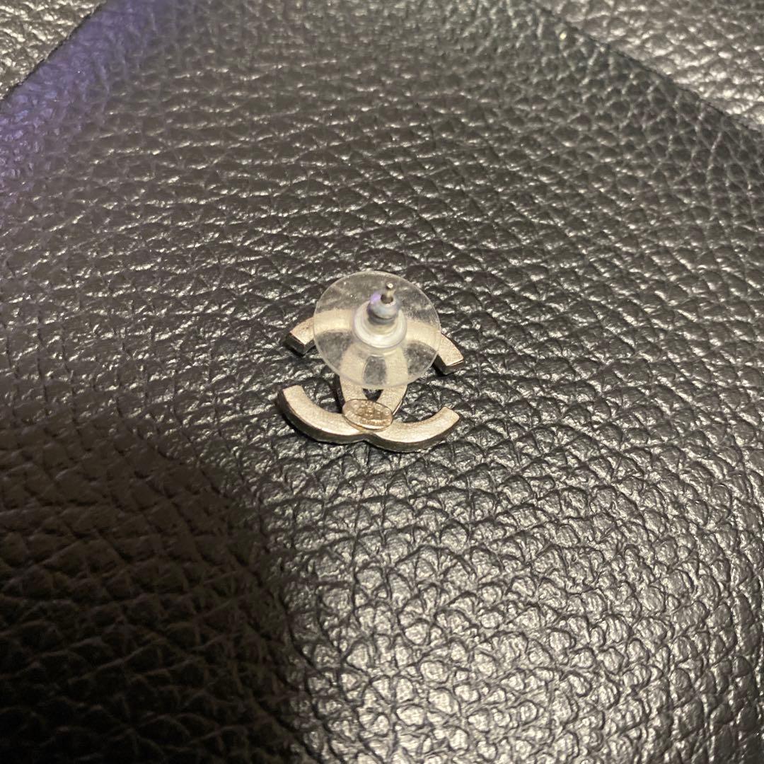 «片耳»CHANELピアス