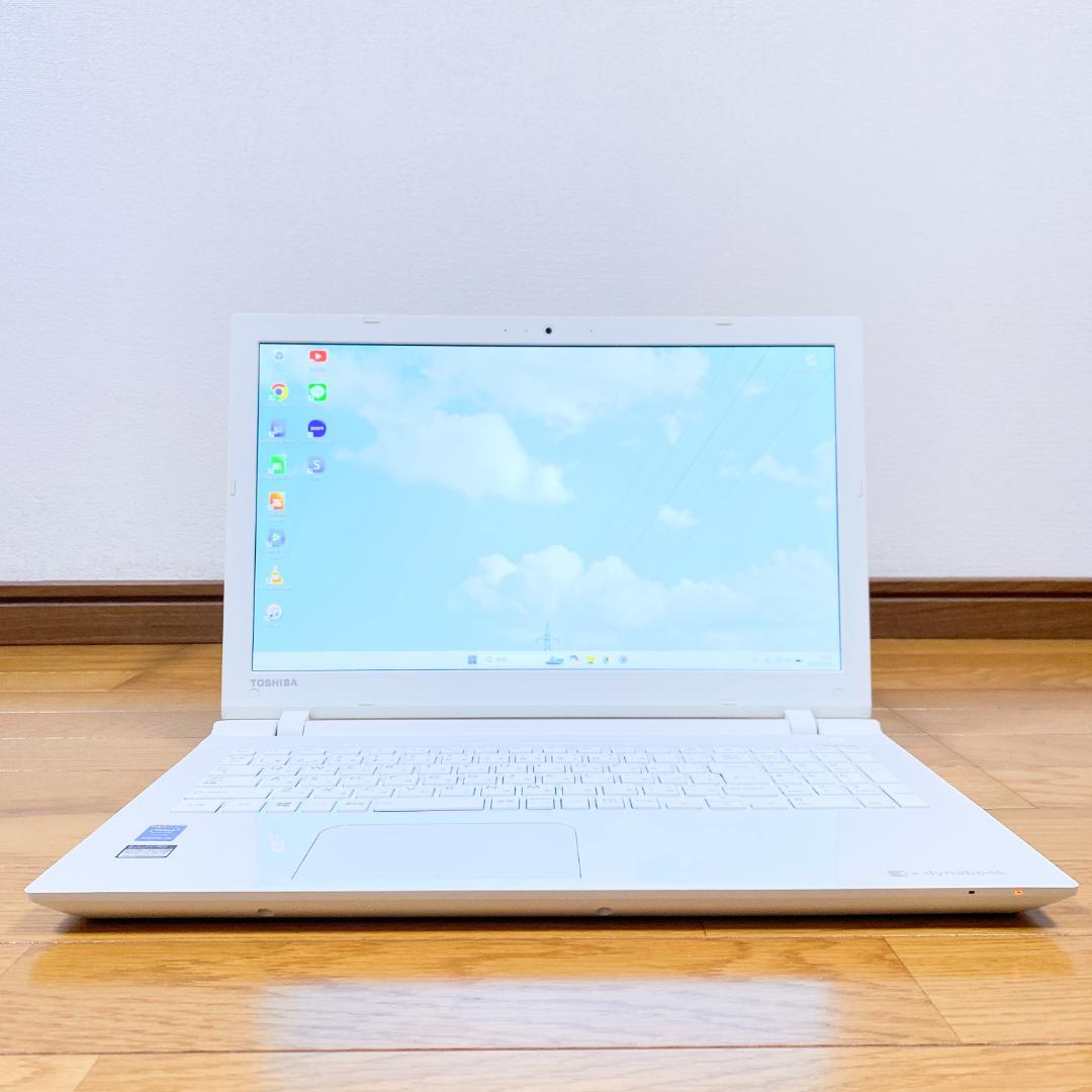 俺のグリーンカレー✨Corei5 新品SSD240メモリ8 すぐ使える東芝