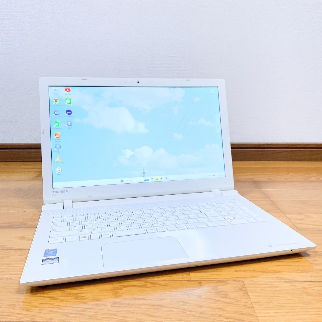 俺のグリーンカレー✨Corei5 新品SSD240メモリ8 すぐ使える東芝