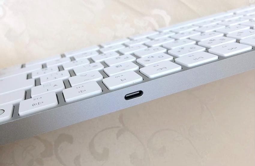 優良品｜最新モデル ｜USB-C｜Touch ID｜Magic Keyboard