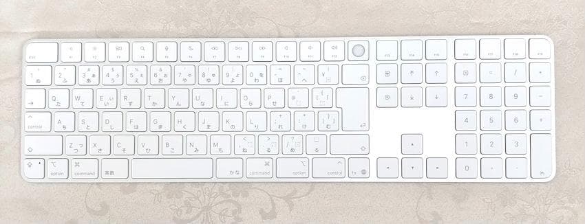 優良品｜最新モデル ｜USB-C｜Touch ID｜Magic Keyboard