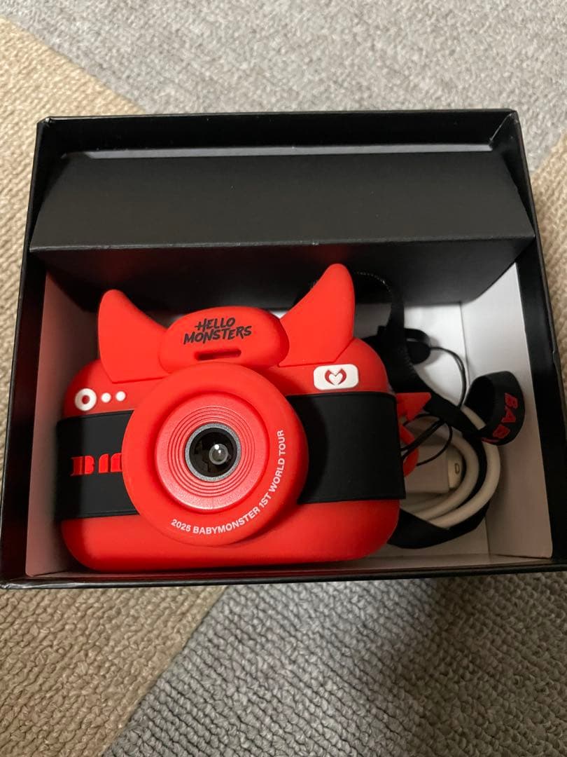 アイドル HELLO MONSTERS HORN MINI CAMERA