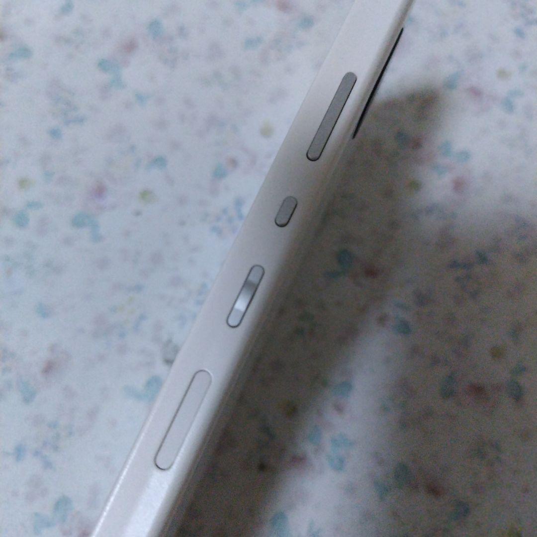 AQUOS SH -51C　AQUOSwish2 docomo スマートフォン