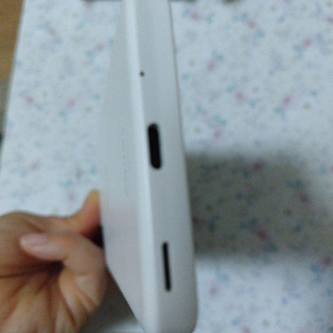 AQUOS SH -51C　AQUOSwish2 docomo スマートフォン