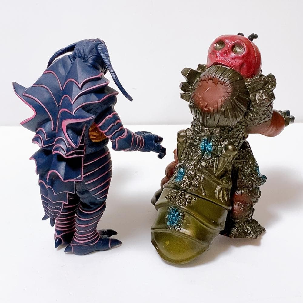 専用　ウルトラマンコスモス ＋ガイア 怪獣 6体セット