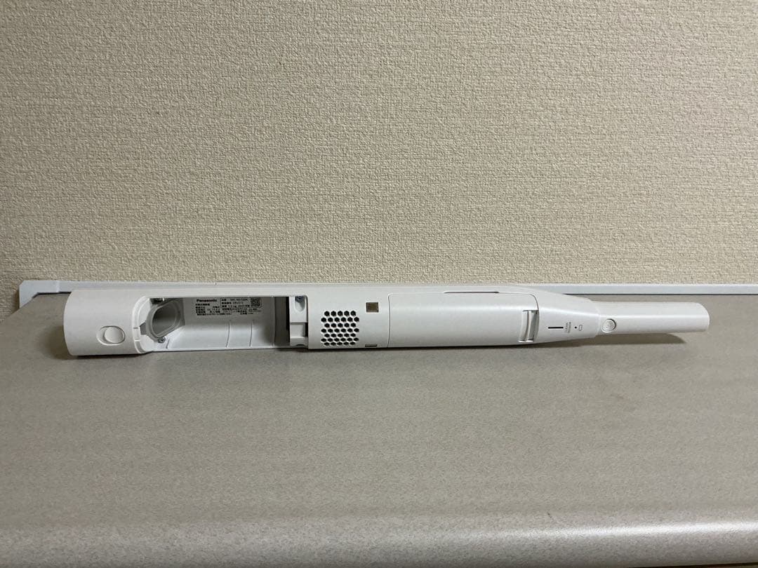 Panasonic MC-NS100K スティッククリーナー　2025年製