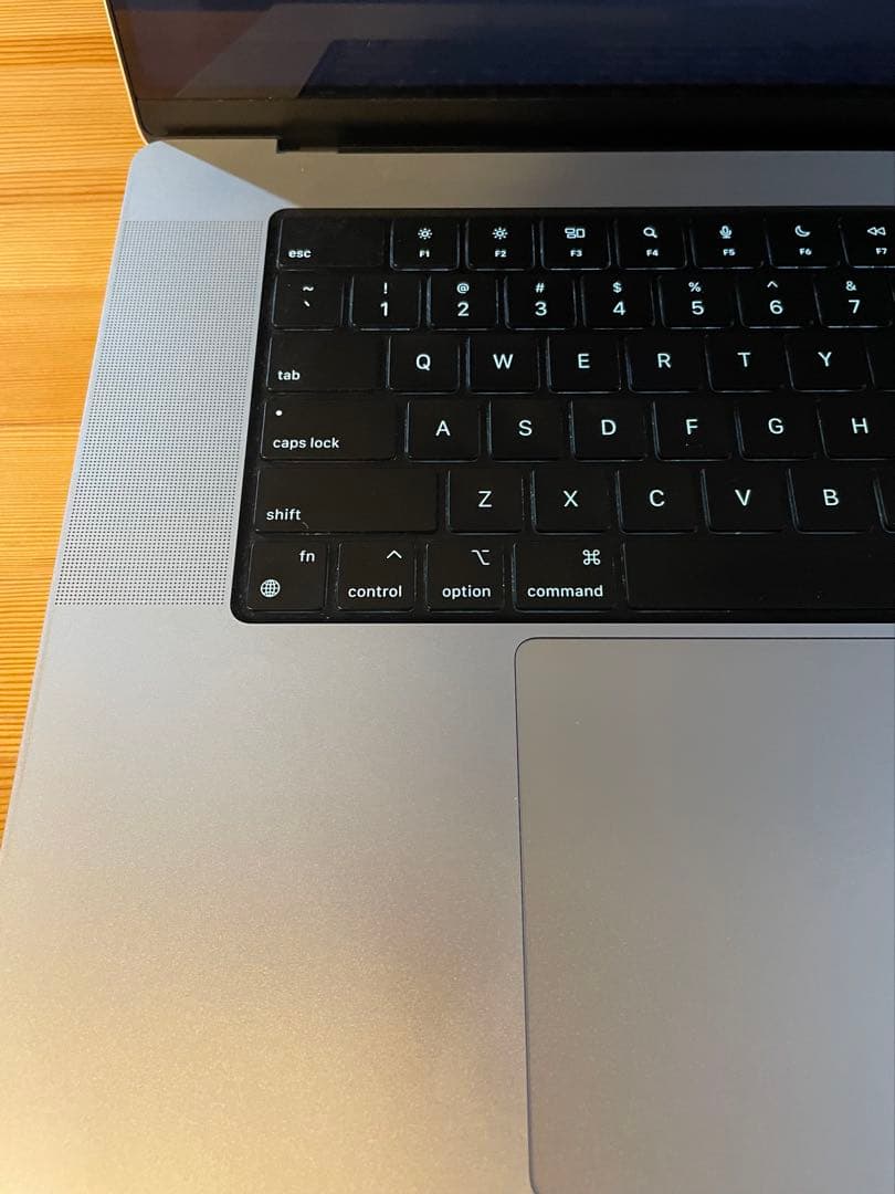 【美品】MacBook Pro M1 MAX 16inch 64gb 2TB