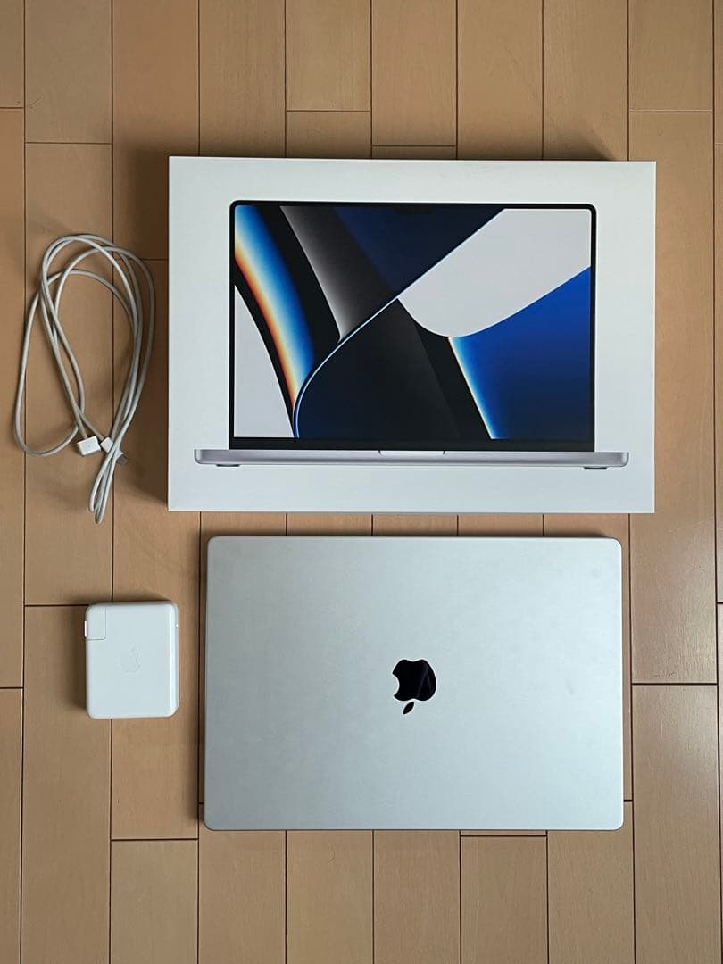 【美品】MacBook Pro M1 MAX 16inch 64gb 2TB