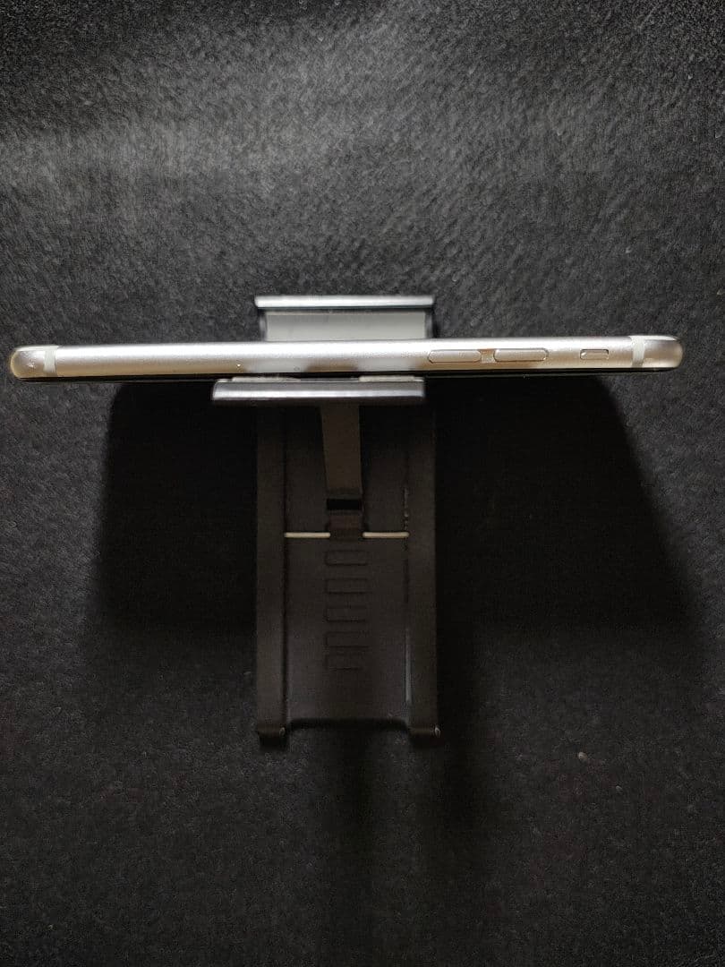 iPhone 6s SIMフリー 128GB ケーブル、フィルム付き