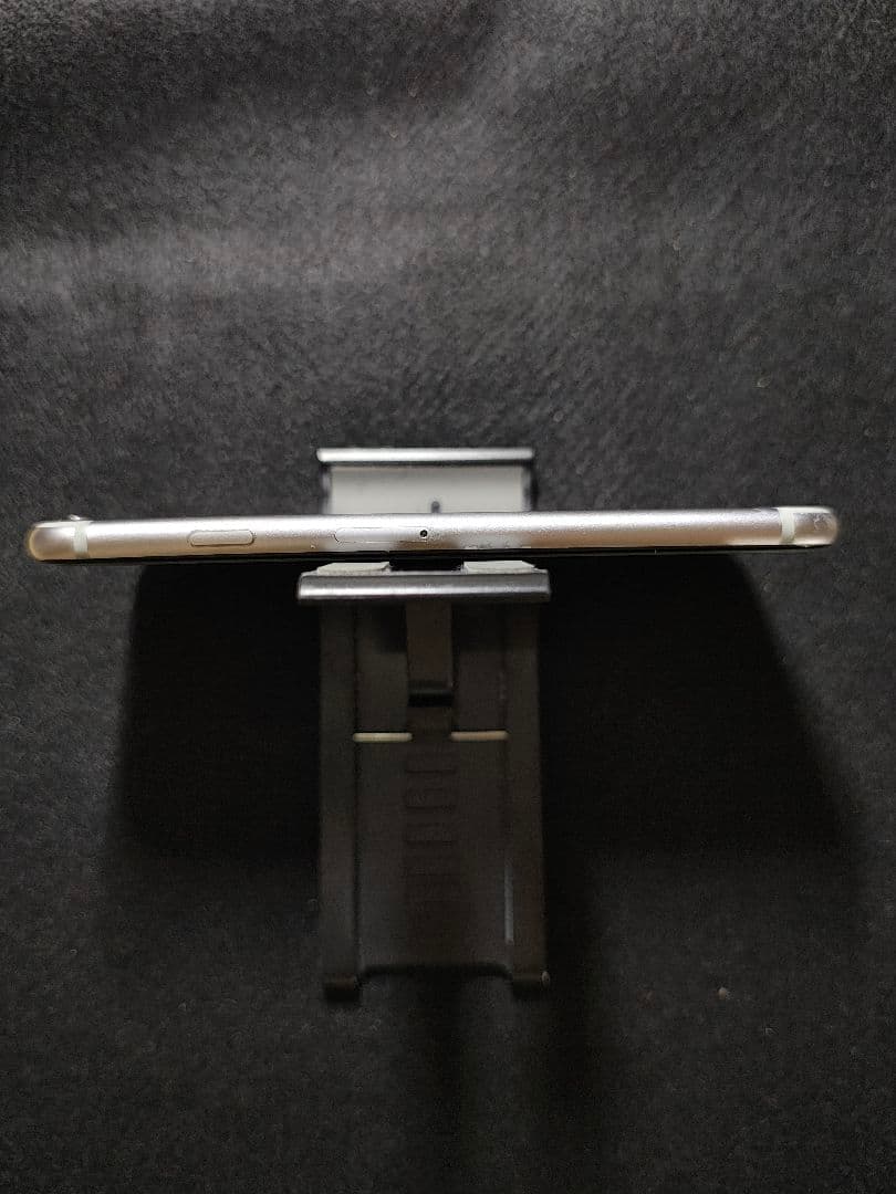 iPhone 6s SIMフリー 128GB ケーブル、フィルム付き