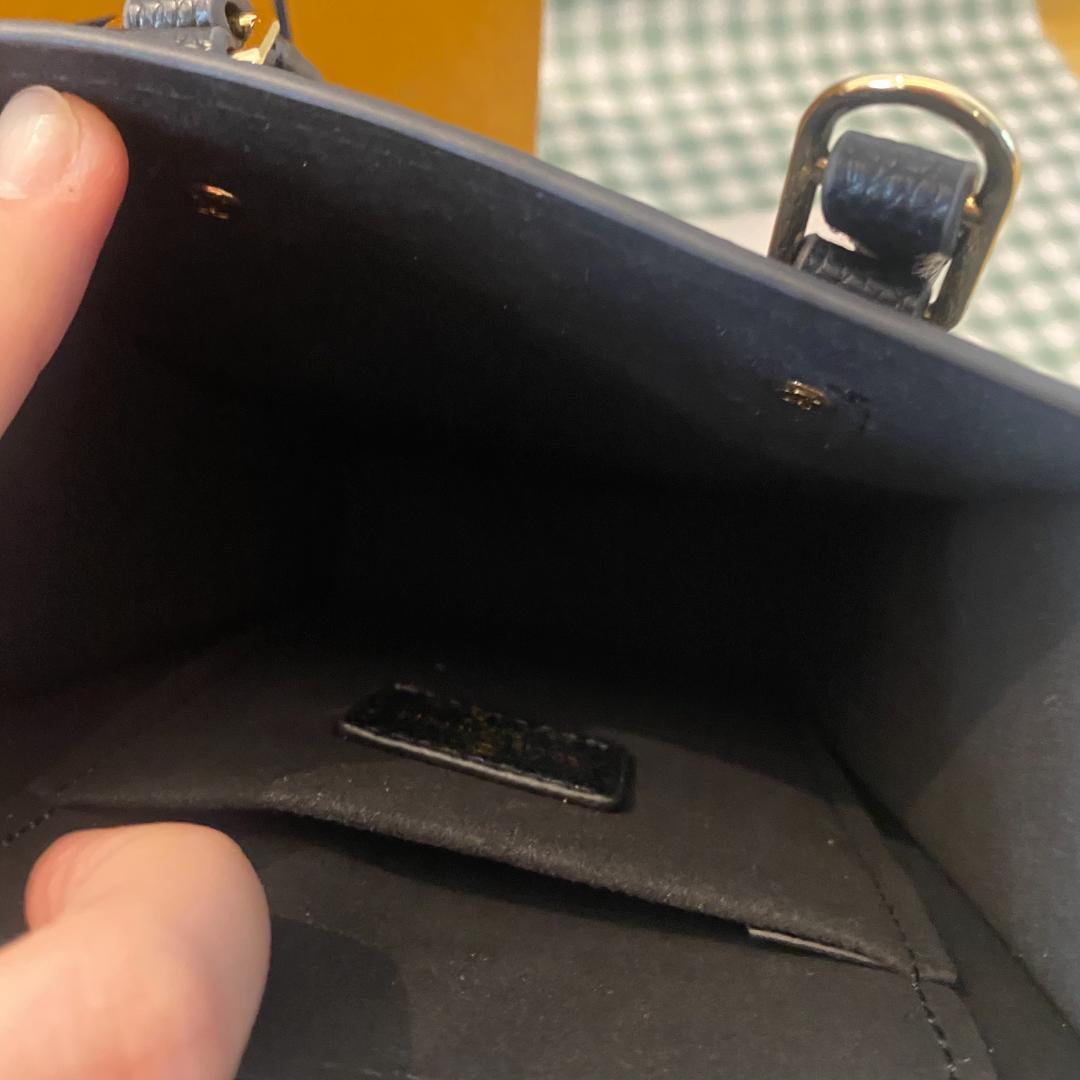 L.V プティット・サックプラ