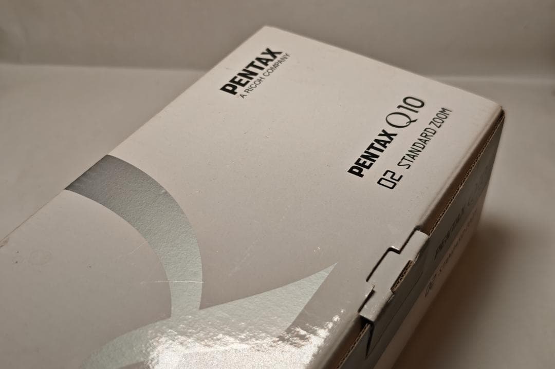 【未使用品】PENTAX Q10 02 STANDARD ZOOMKITシルバー