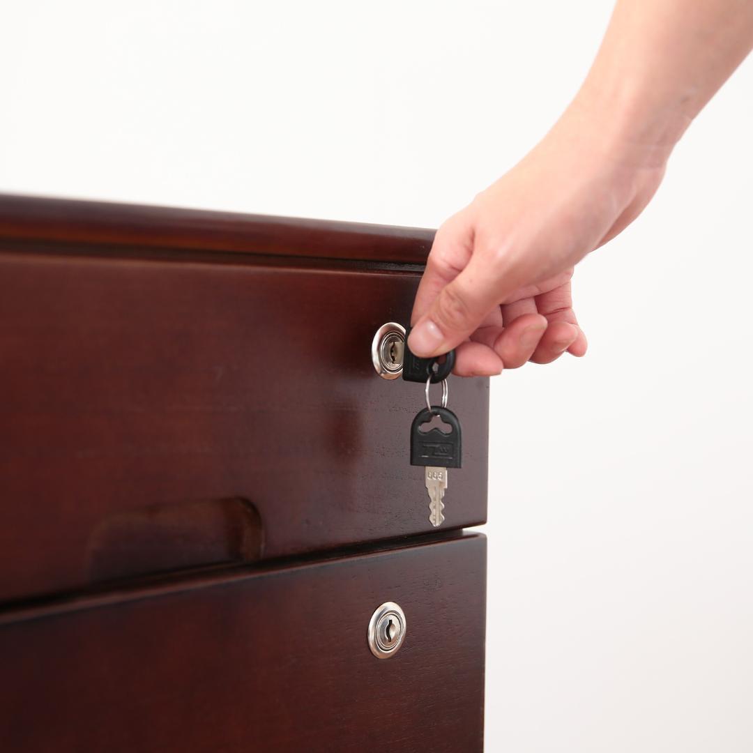 ＜５段＞天然木桐材で軽量！ 組み立て不要 全段カギ付 リビングチェスト ブラウン