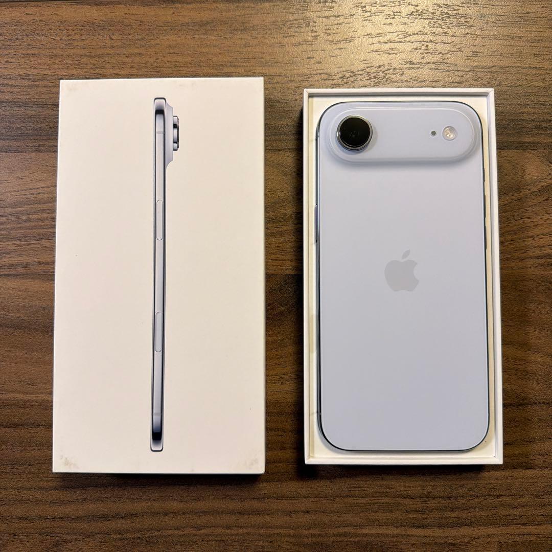 iPhone Air 512GB スカイブルー SIMフリー クリアケース付き