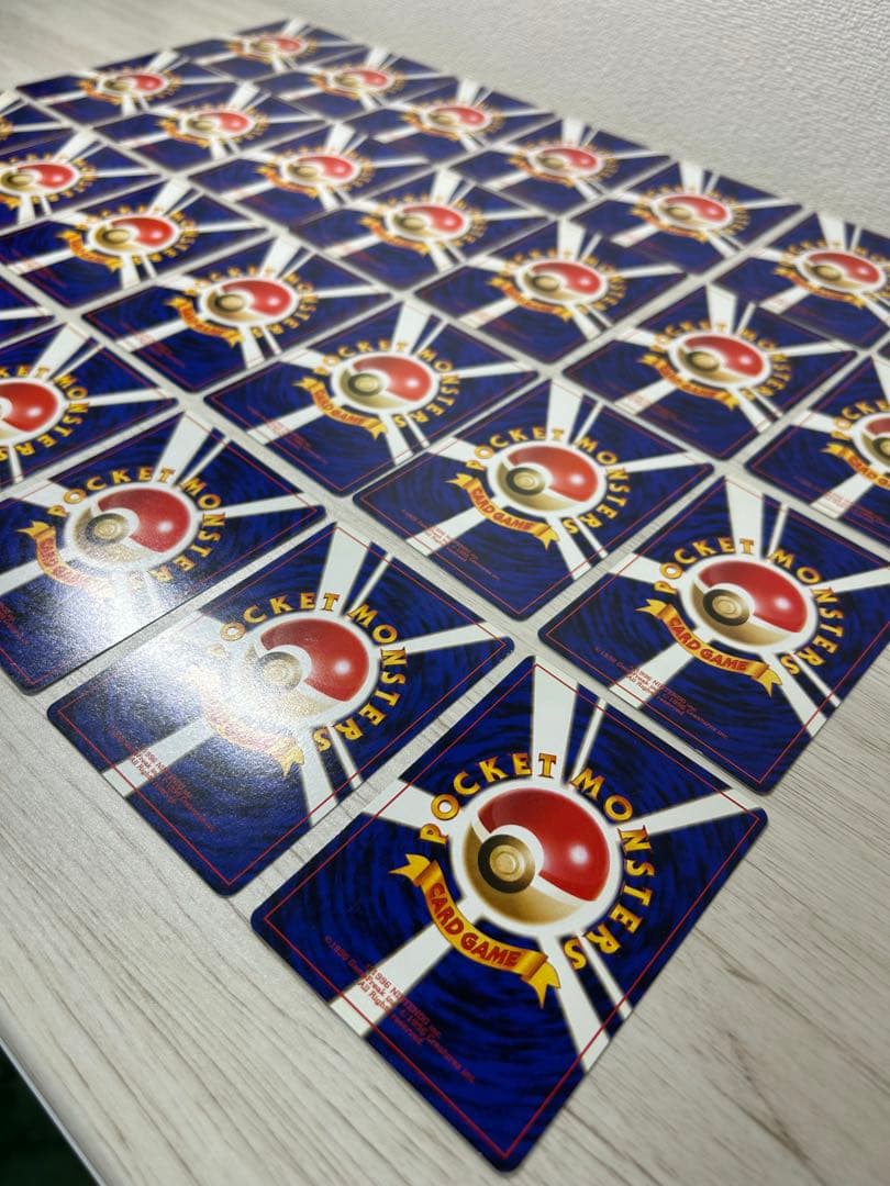 旧裏　ポケモンカード　ピカチュウいっぱい28枚セット　第一弾拡張パック