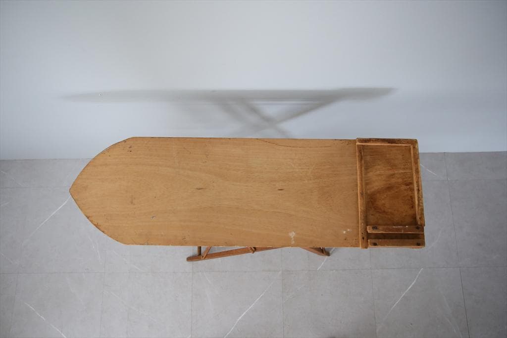 英国アンティーク折畳式アイロンボード/木製テーブル机/飾り棚/花台(92-45)