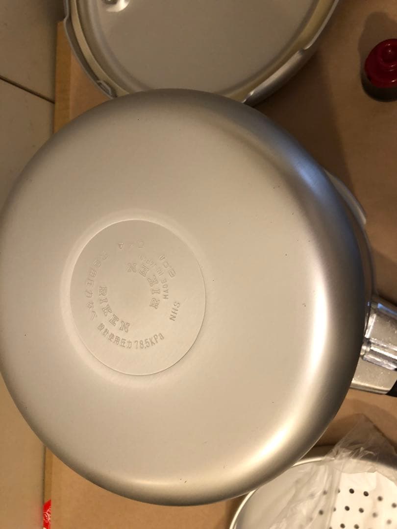 未使用　理研　圧力鍋　キッチンハーモニー　NHS-60 6.0L