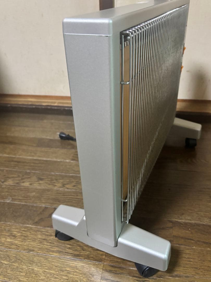 サンルミエ キュート 遠赤外線 暖房器 E800LS パネルヒーター