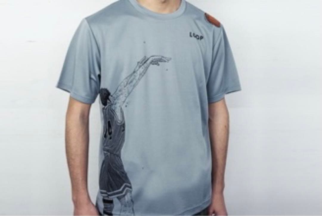 【レア品】スラムダンク　公式　Tシャツ 三井寿　1点　Mサイズ　グレー