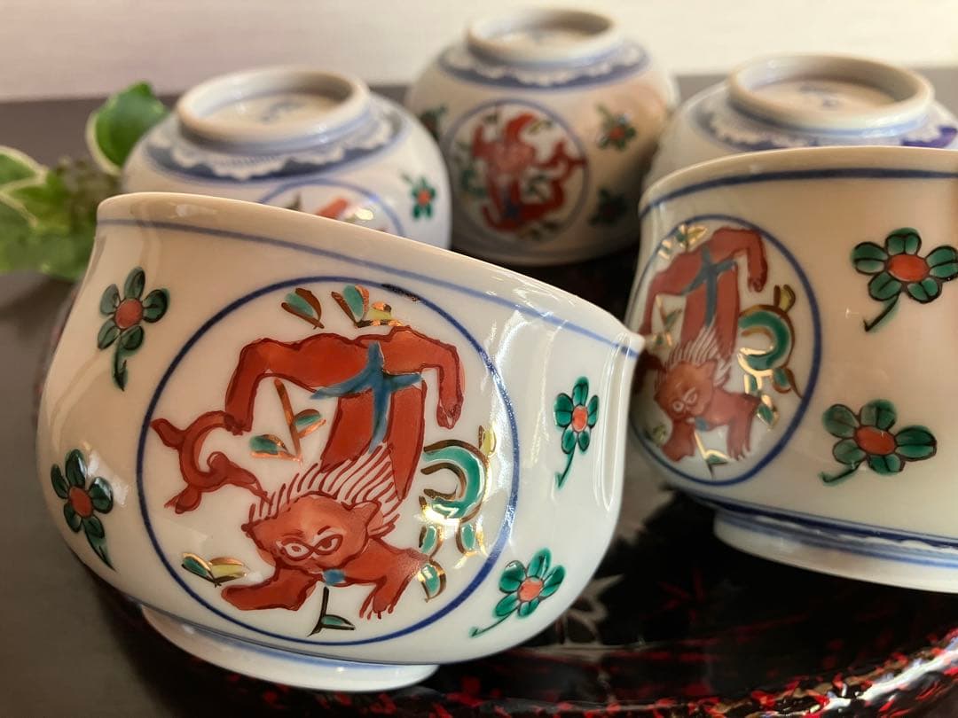 九谷焼　上出長右衛門窯　赤絵　金彩　小鉢　５客