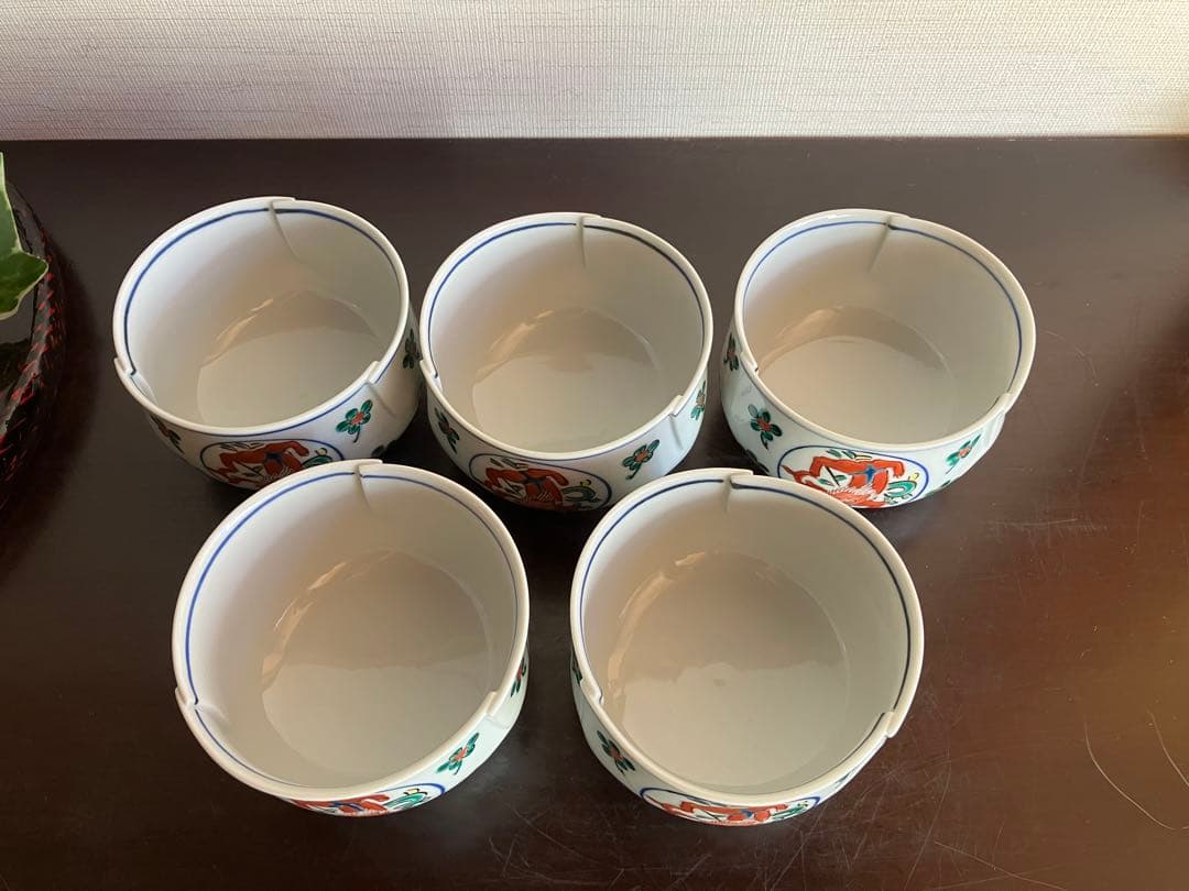 九谷焼　上出長右衛門窯　赤絵　金彩　小鉢　５客