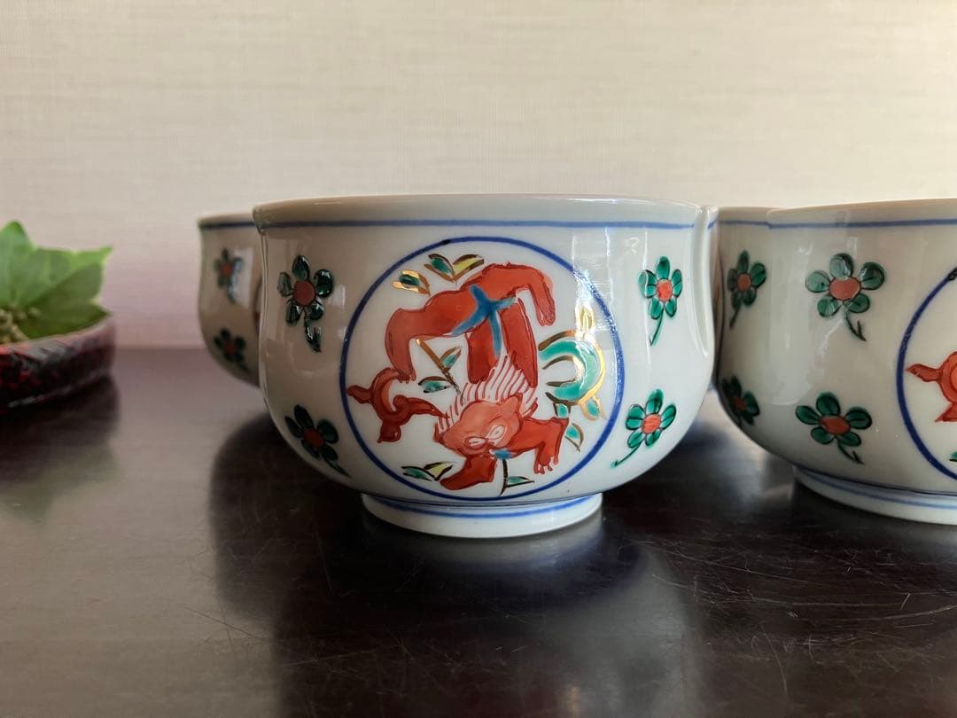 九谷焼　上出長右衛門窯　赤絵　金彩　小鉢　５客