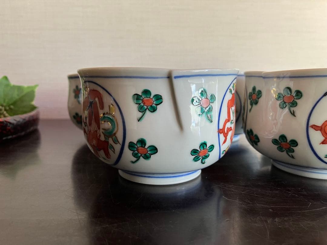 九谷焼　上出長右衛門窯　赤絵　金彩　小鉢　５客