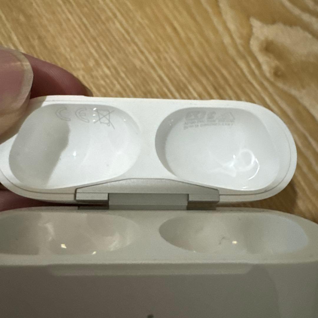 AirPods Pro 第1世代(初代)