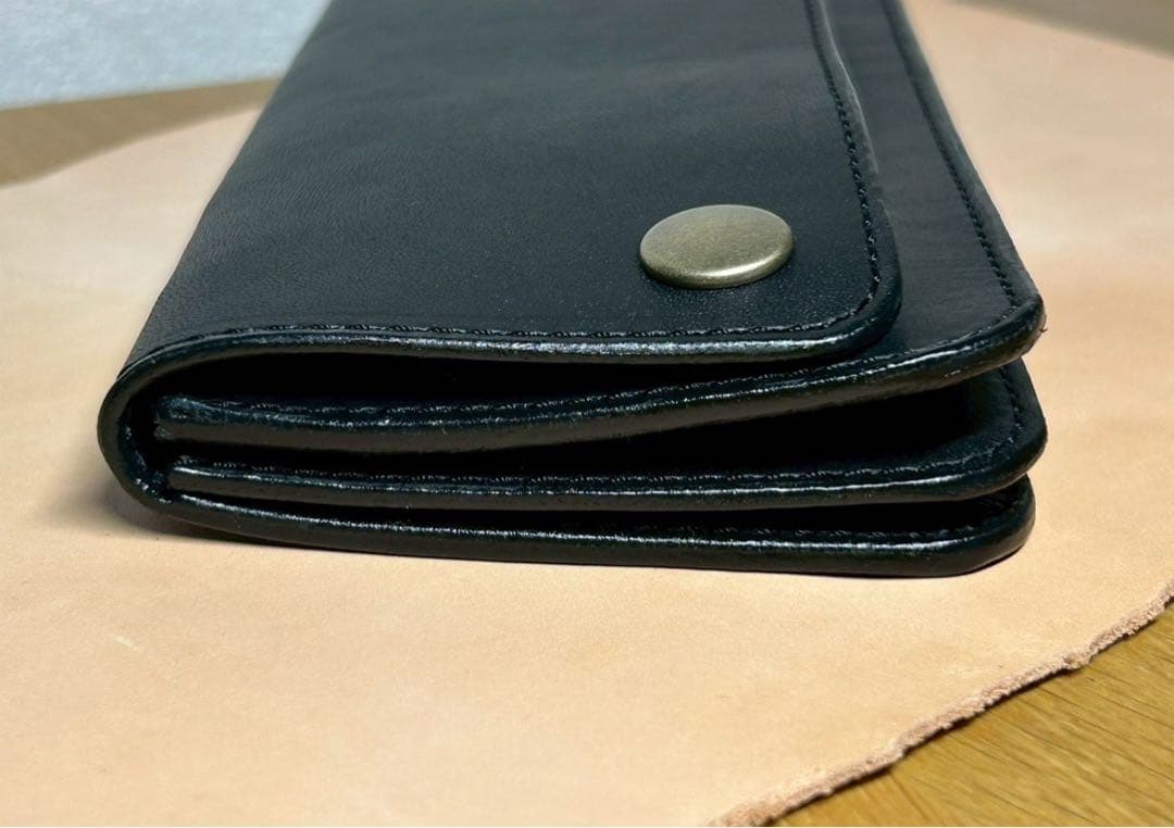 トラッカーウォレット　ミドル　ロング　3層　コンパクト財布　本革　牛革