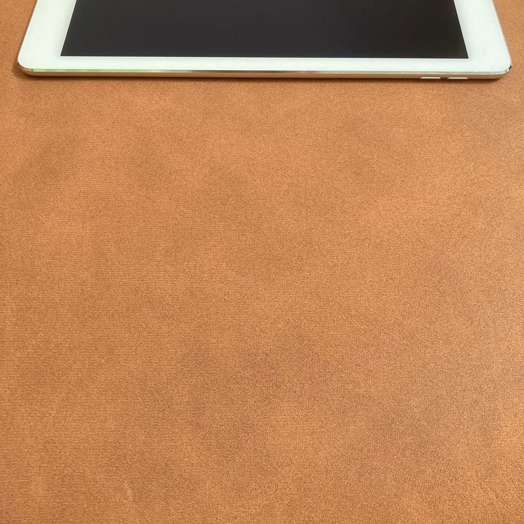 957 電池ほぼ新品☆iPad Air2 第2世代 16GB WIFIモデル☆