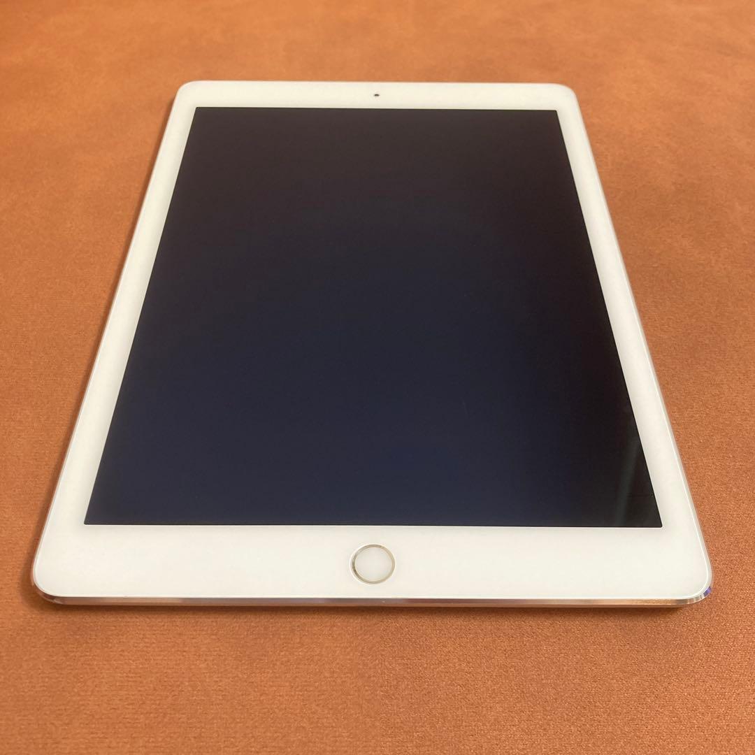 957 電池ほぼ新品☆iPad Air2 第2世代 16GB WIFIモデル☆