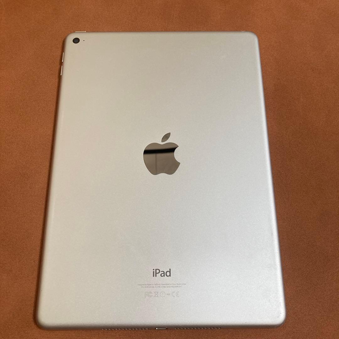 957 電池ほぼ新品☆iPad Air2 第2世代 16GB WIFIモデル☆