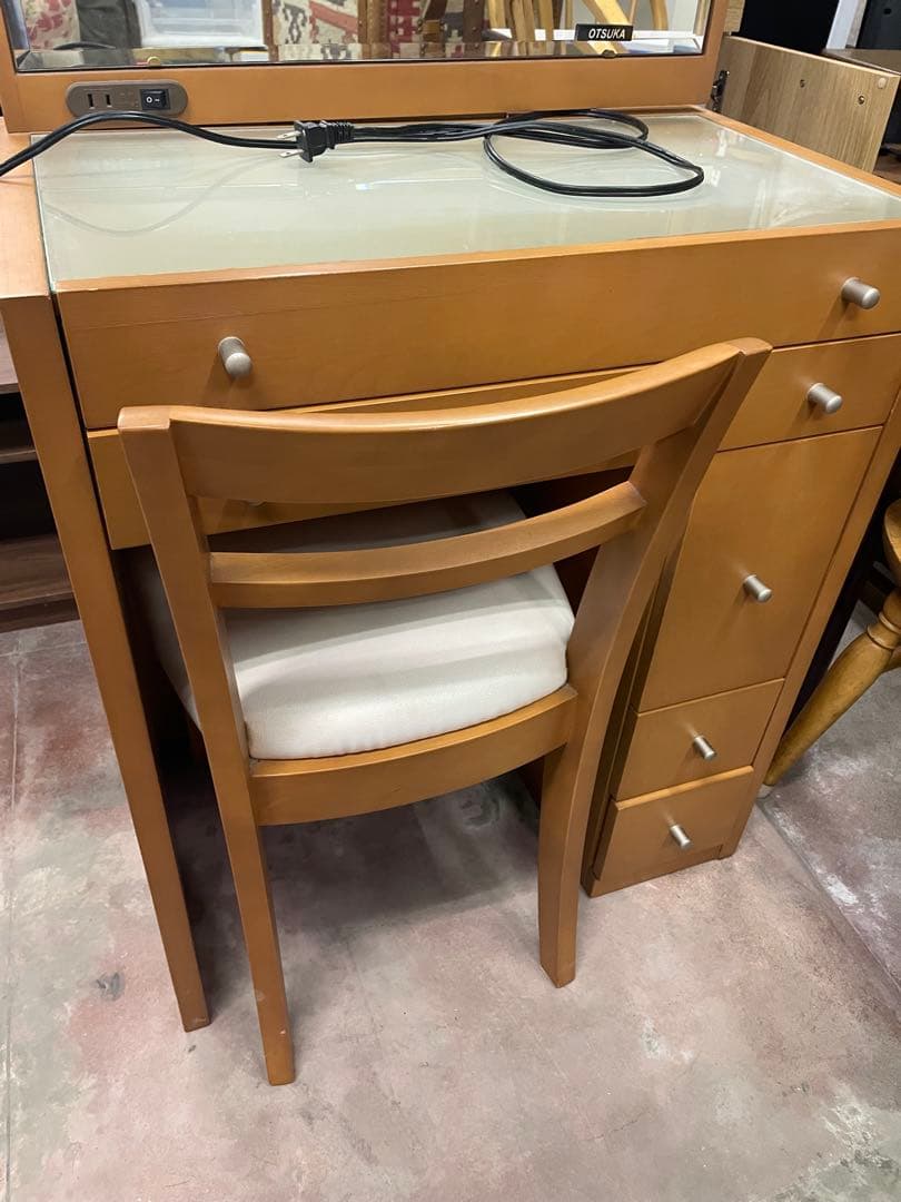 ドレッサー　鏡台　大塚家具　OTSUKA