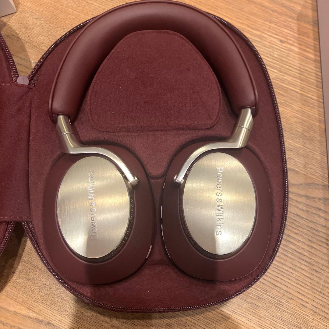 Bowers &Wilkins Px8 ワイヤレスヘッドホン