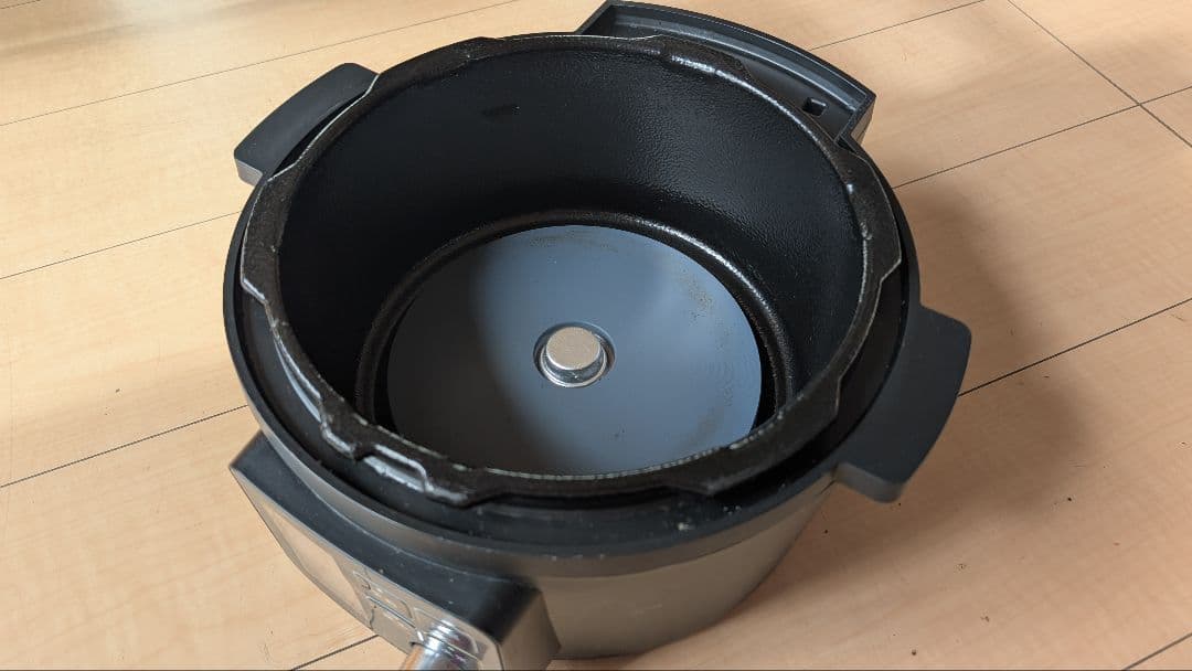 動作確認済み アイリスオーヤマ 電気圧力鍋 PMPC-MA4-B 黒 数回使用