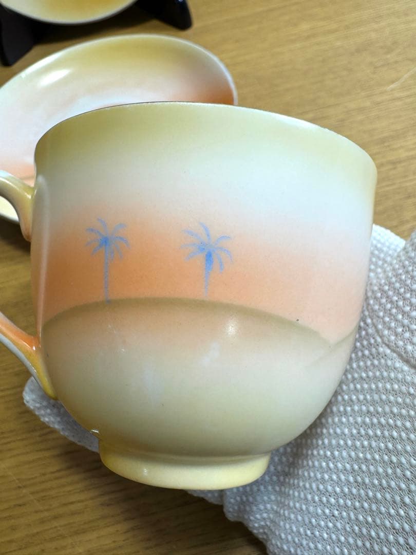 オールドノリタケ美品！金彩砂漠風景画 トリオセット　カップ＆ソーサー　プレー卜
