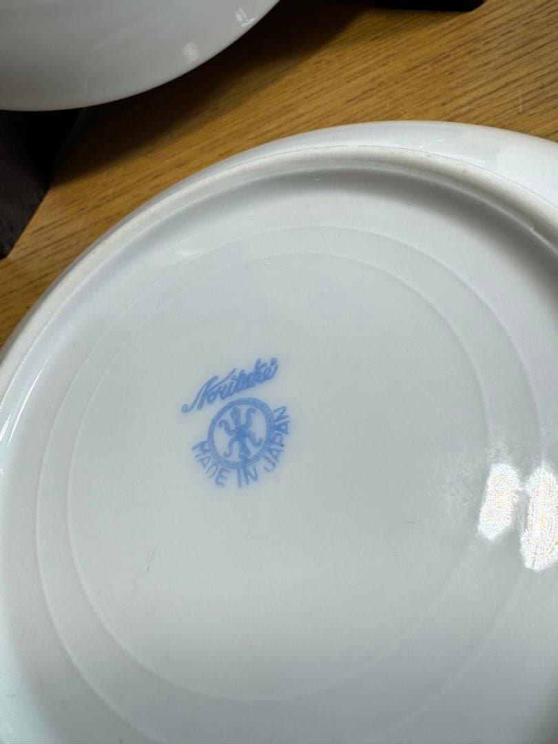 オールドノリタケ美品！金彩砂漠風景画 トリオセット　カップ＆ソーサー　プレー卜