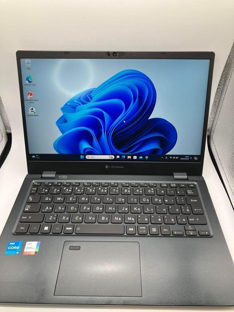 美品 超軽量 Dynabook 最上位　12世代 i5 16GB 新品SSD